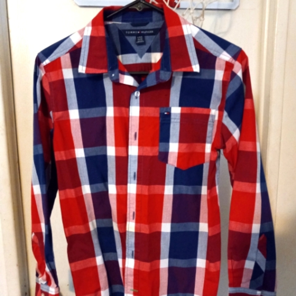 Tommy Hilfiger Button Up